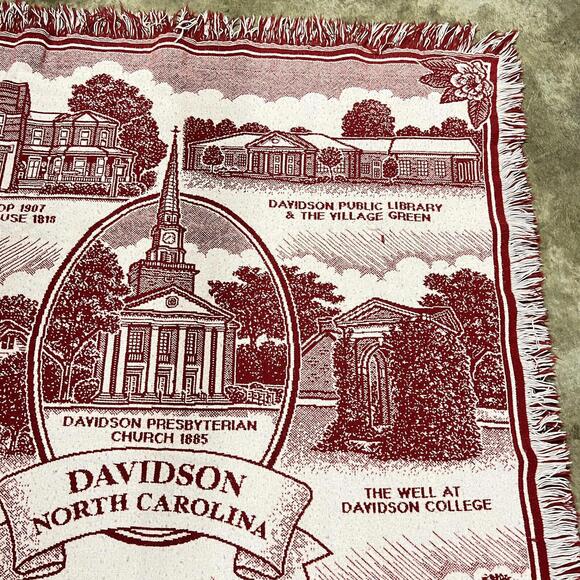 VTG Davidson North Carolina NC Locations Throw Blanket Woven Acrylic Red White - Picture 10 of 15